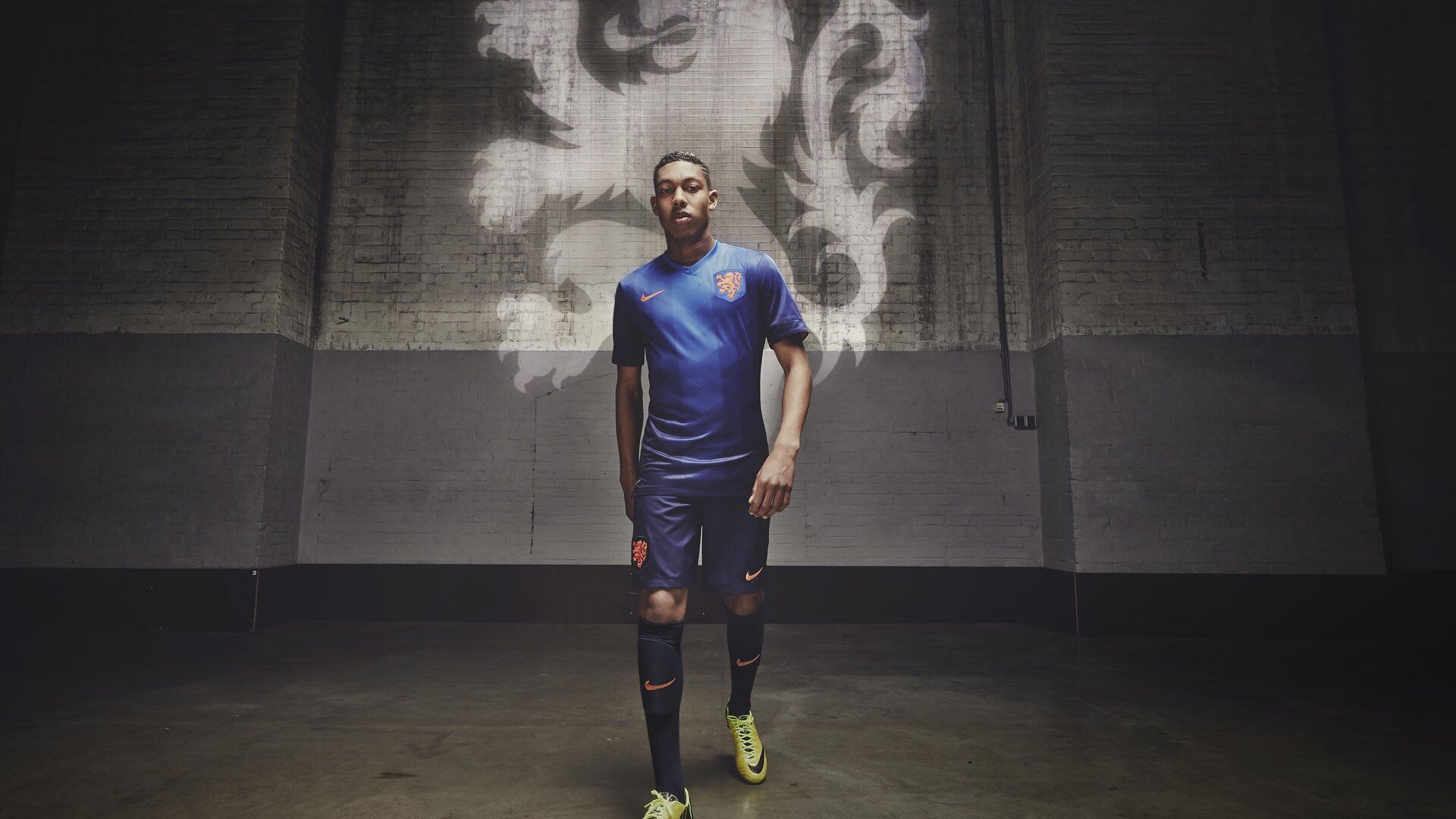 欧洲杯决战时刻：战术布局中的奇迹出现，欧洲杯决赛争议